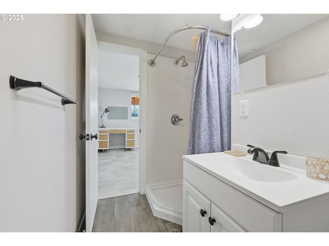 2917 E 14TH Ct, Vancouver, WA 98661