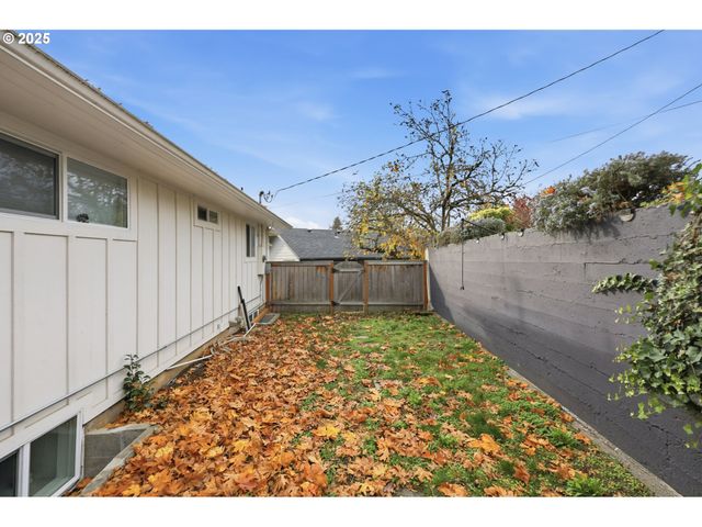 2917 E 14TH Ct, Vancouver, WA 98661