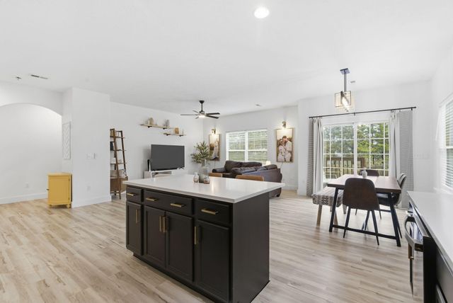 6576 Prairie Circle, Merriam Woods, MO 65740