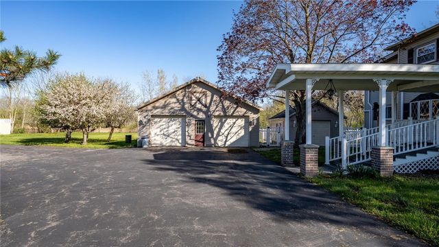 2700 Sanitarium Road, Manchester, NY 14432