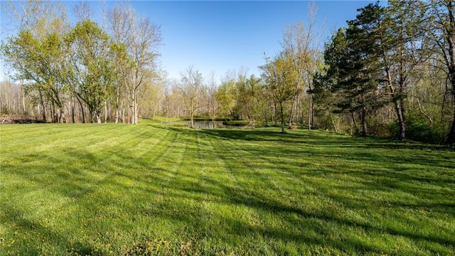 2700 Sanitarium Road, Manchester, NY 14432