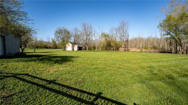 2700 Sanitarium Road, Manchester, NY 14432