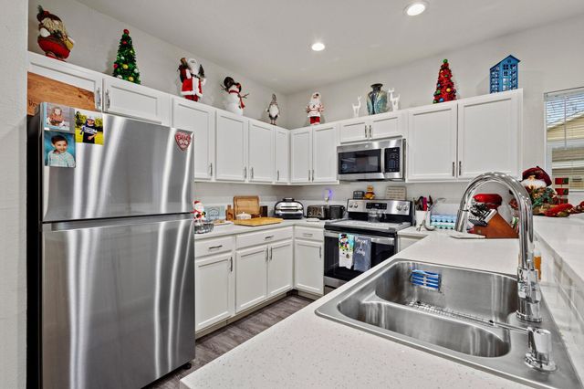 501 E 15th Street, Bonham, TX 75418