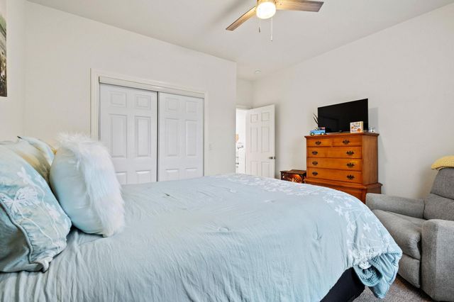 501 E 15th Street, Bonham, TX 75418