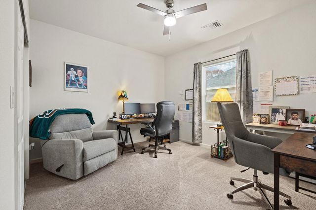 501 E 15th Street, Bonham, TX 75418