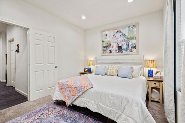 501 E 15th Street, Bonham, TX 75418