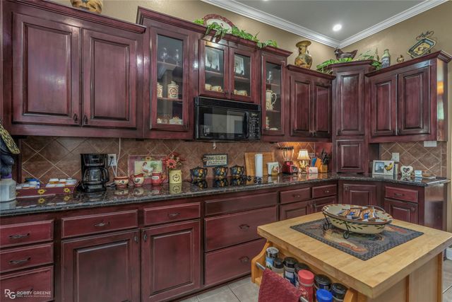 1505 Whitehall Drive, Shreveport, LA 71105