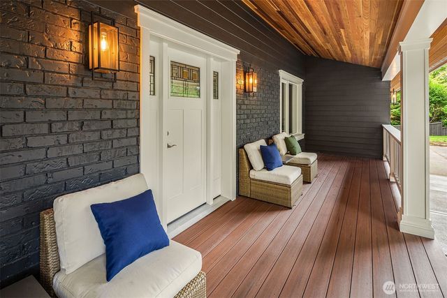15707 NE 153rd Street, Woodinville, WA 98072