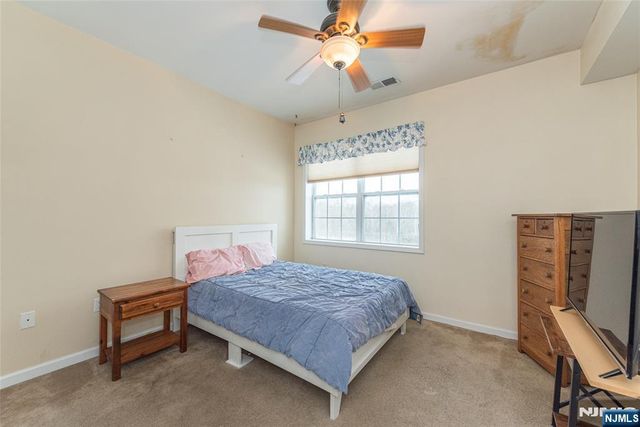 10323 Warrens Way, Wanaque, NJ 07465