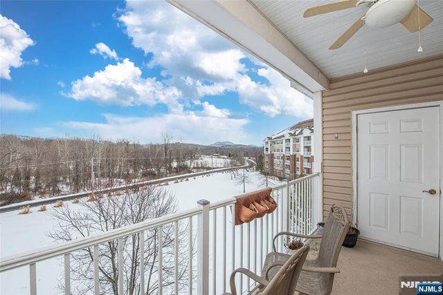 10323 Warrens Way, Wanaque, NJ 07465