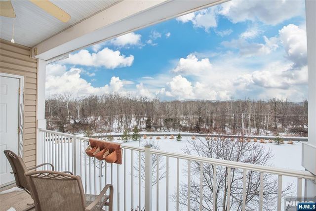 10323 Warrens Way, Wanaque, NJ 07465