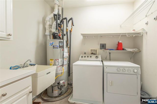 10323 Warrens Way, Wanaque, NJ 07465