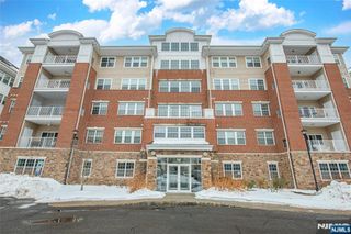 10323 Warrens Way, Wanaque, NJ 07465