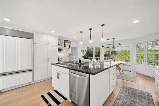 9801 Mammoth Drive, Huntington Beach, CA 92646