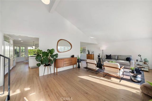 9801 Mammoth Drive, Huntington Beach, CA 92646