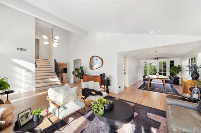 9801 Mammoth Drive, Huntington Beach, CA 92646