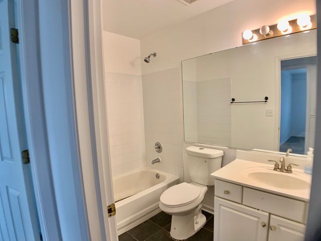 3270 Haverhill Drive, Aurora, IL 60502