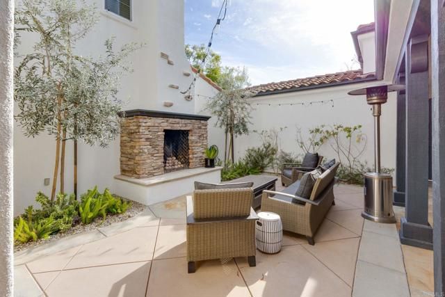 3544 Sitio Damasco, Carlsbad, CA 92009