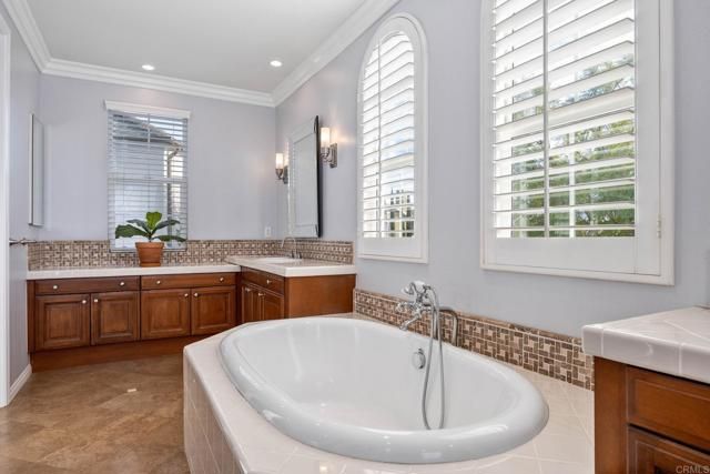 3544 Sitio Damasco, Carlsbad, CA 92009