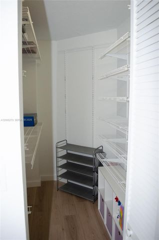 6995 NW 186th St E509, Hialeah, FL 33015