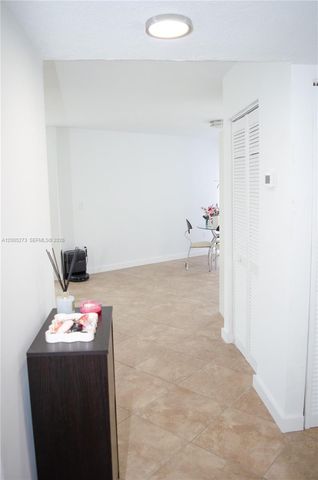 6995 NW 186th St E509, Hialeah, FL 33015