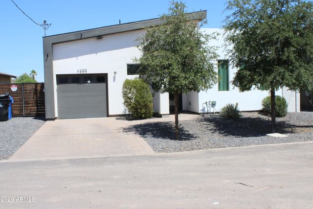 1233 S 15TH Drive, Phoenix, AZ 85007