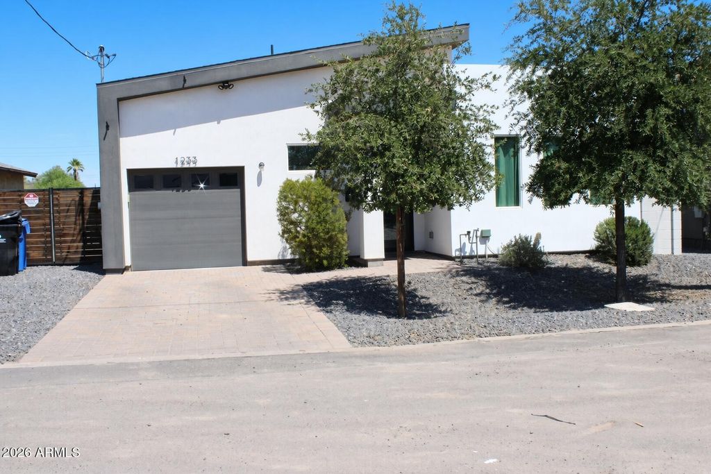 1233 S 15TH Drive, Phoenix, AZ 85007 — photo 2