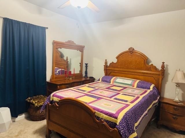 703 Cottonwood Drive, Orange, TX 77630