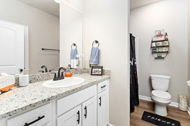 703 Cottonwood Drive, Orange, TX 77630