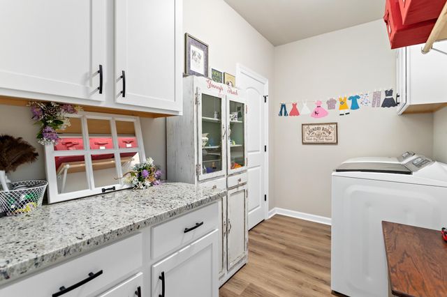 703 Cottonwood Drive, Orange, TX 77630