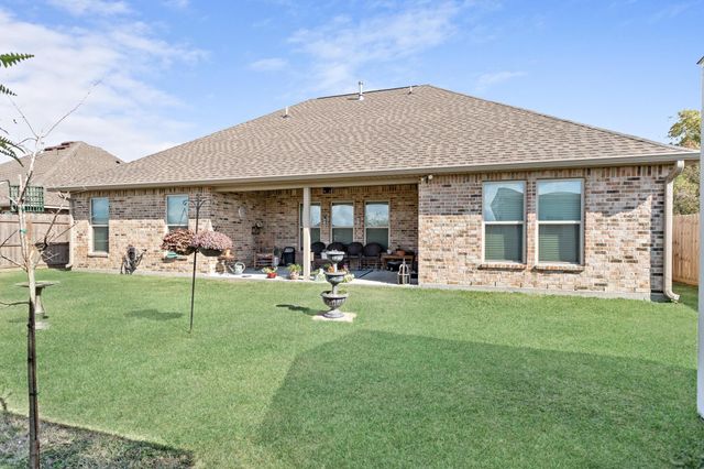 703 Cottonwood Drive, Orange, TX 77630