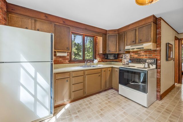 65 Cestaro Way, Eastham, MA 02642