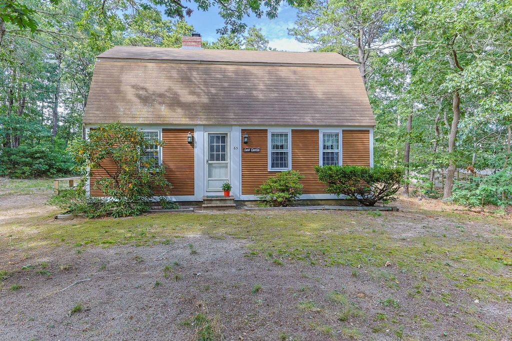 65 Cestaro Way, Eastham, MA 02642