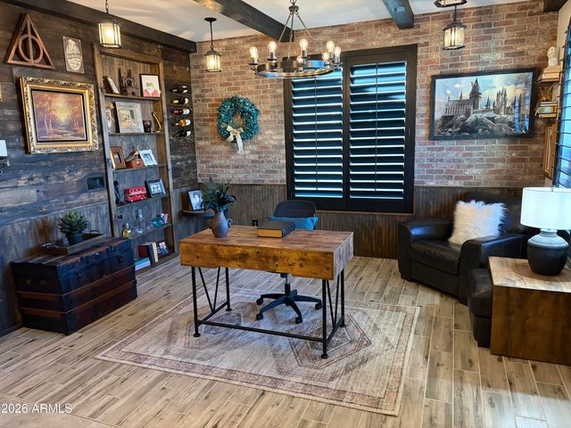 3748 W BINGHAM Drive, New River, AZ 85087