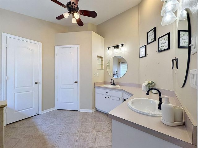 26714 MIDDLEGROUND LOOP, Wesley Chapel, FL 33544