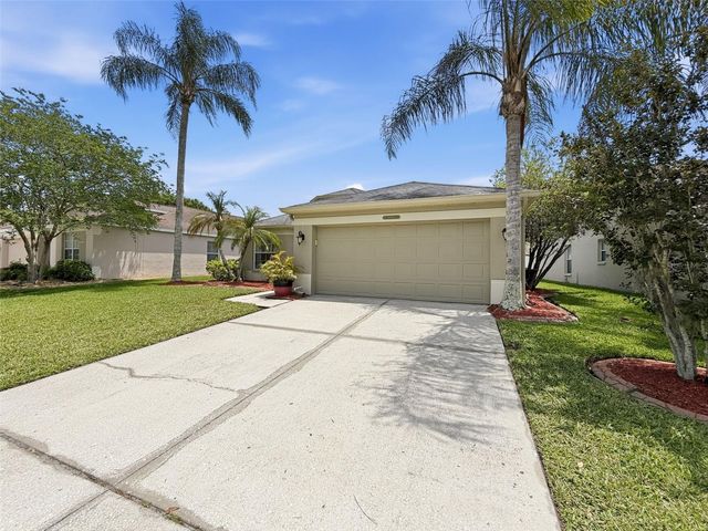 26714 MIDDLEGROUND LOOP, Wesley Chapel, FL 33544
