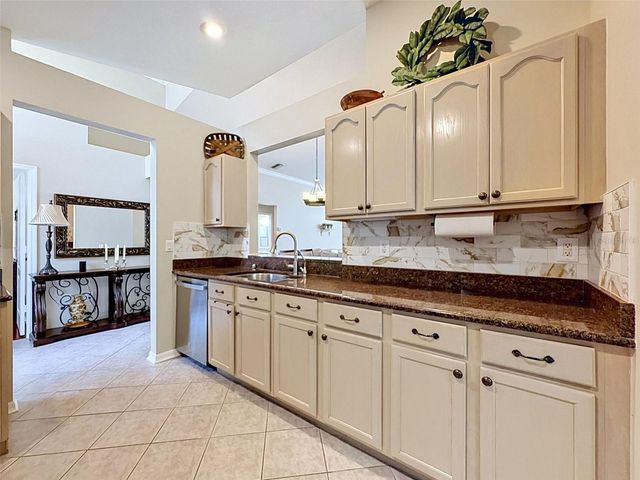 26714 MIDDLEGROUND LOOP, Wesley Chapel, FL 33544