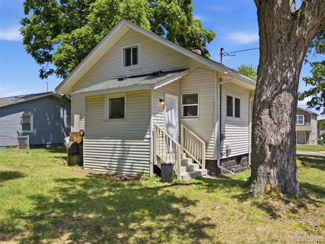 290 S Paddock Street, Pontiac, MI 48342
