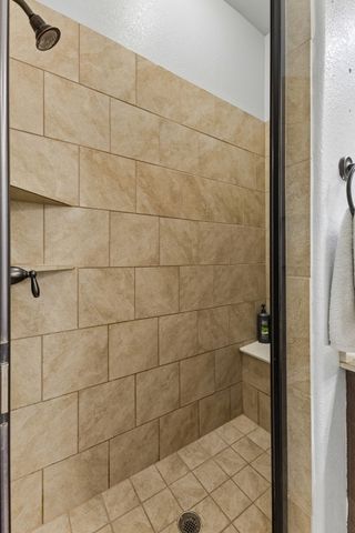 916 Llano Falls Drive, Mckinney, TX 75071