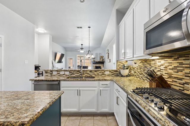 916 Llano Falls Drive, Mckinney, TX 75071