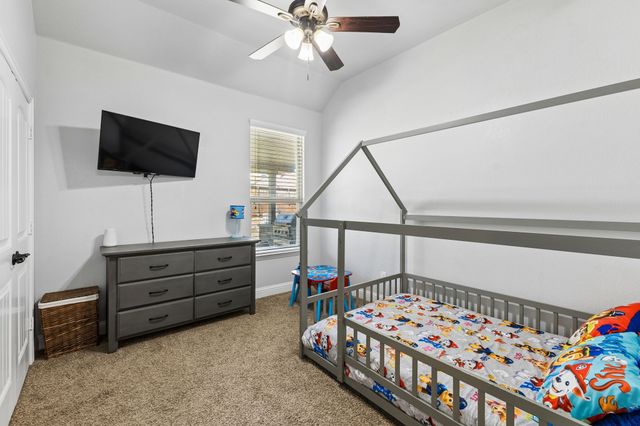 916 Llano Falls Drive, Mckinney, TX 75071