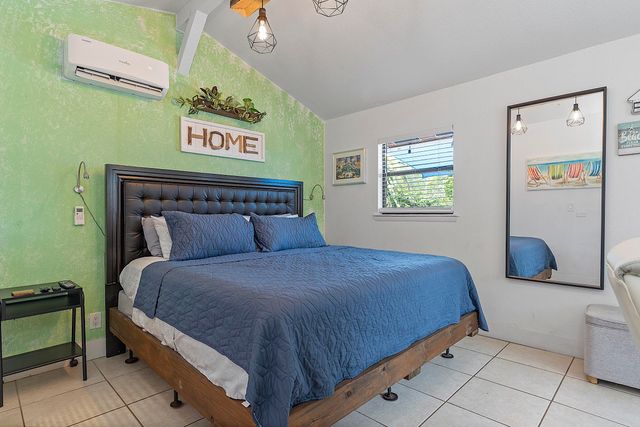 830 SW 1st Avenue, Pompano Beach, FL 33060