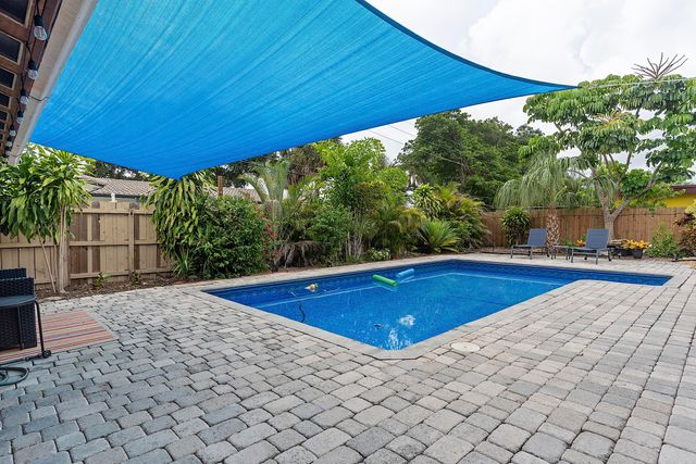 830 SW 1st Avenue, Pompano Beach, FL 33060