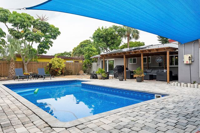 830 SW 1st Avenue, Pompano Beach, FL 33060