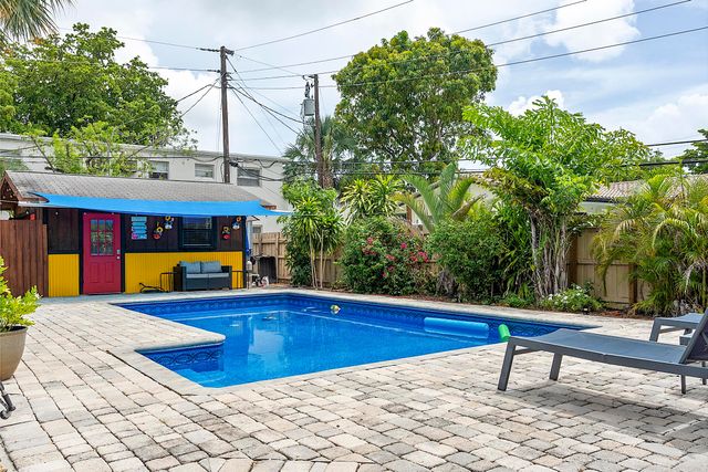 830 SW 1st Avenue, Pompano Beach, FL 33060