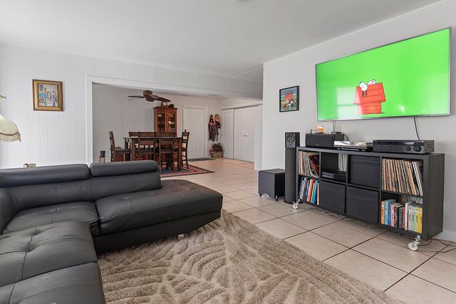 830 SW 1st Avenue, Pompano Beach, FL 33060