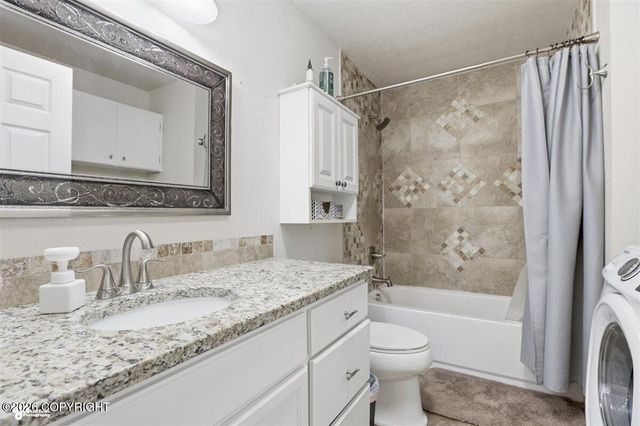 6144 E 21st Avenue, Anchorage, AK 99504