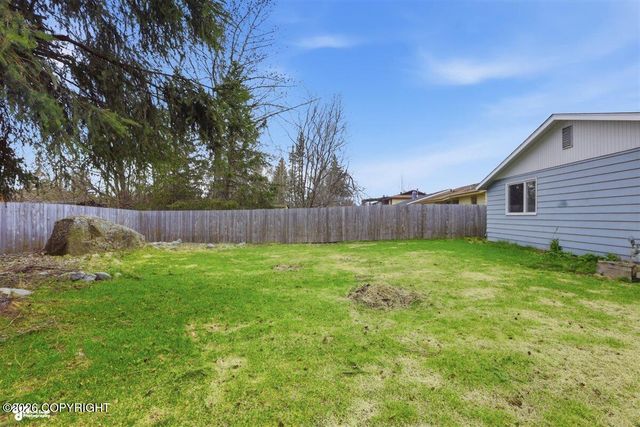 6144 E 21st Avenue, Anchorage, AK 99504