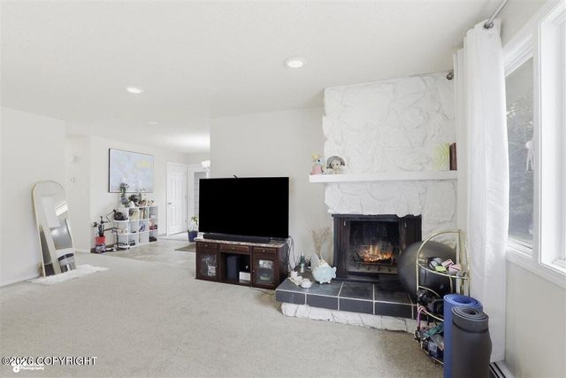 6144 E 21st Avenue, Anchorage, AK 99504