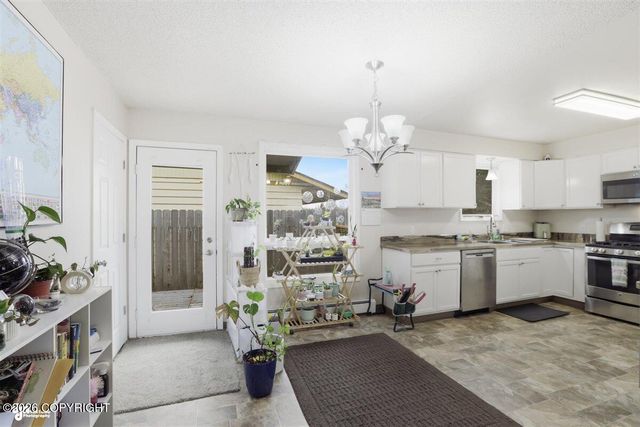 6144 E 21st Avenue, Anchorage, AK 99504